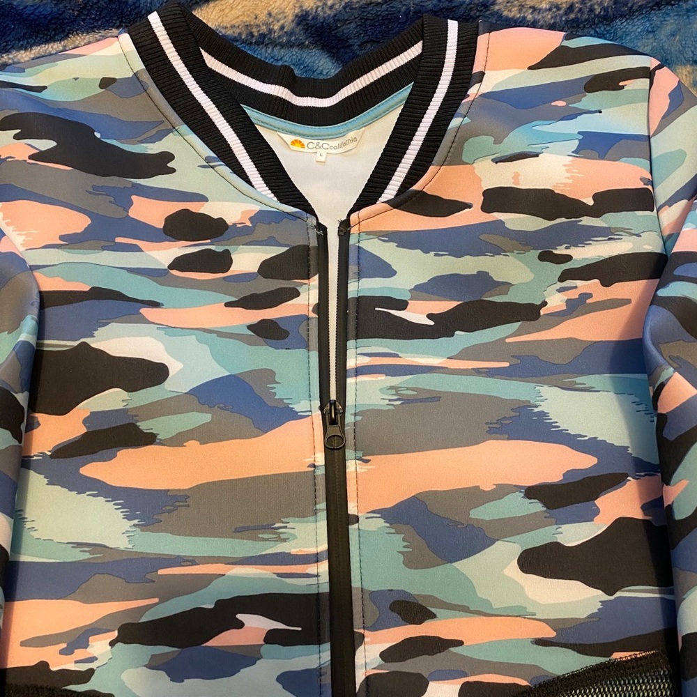 Colorful coat - Picture 5 of 5